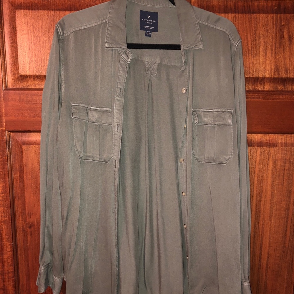 American Eagle Army Green Boyfriend Shirt.